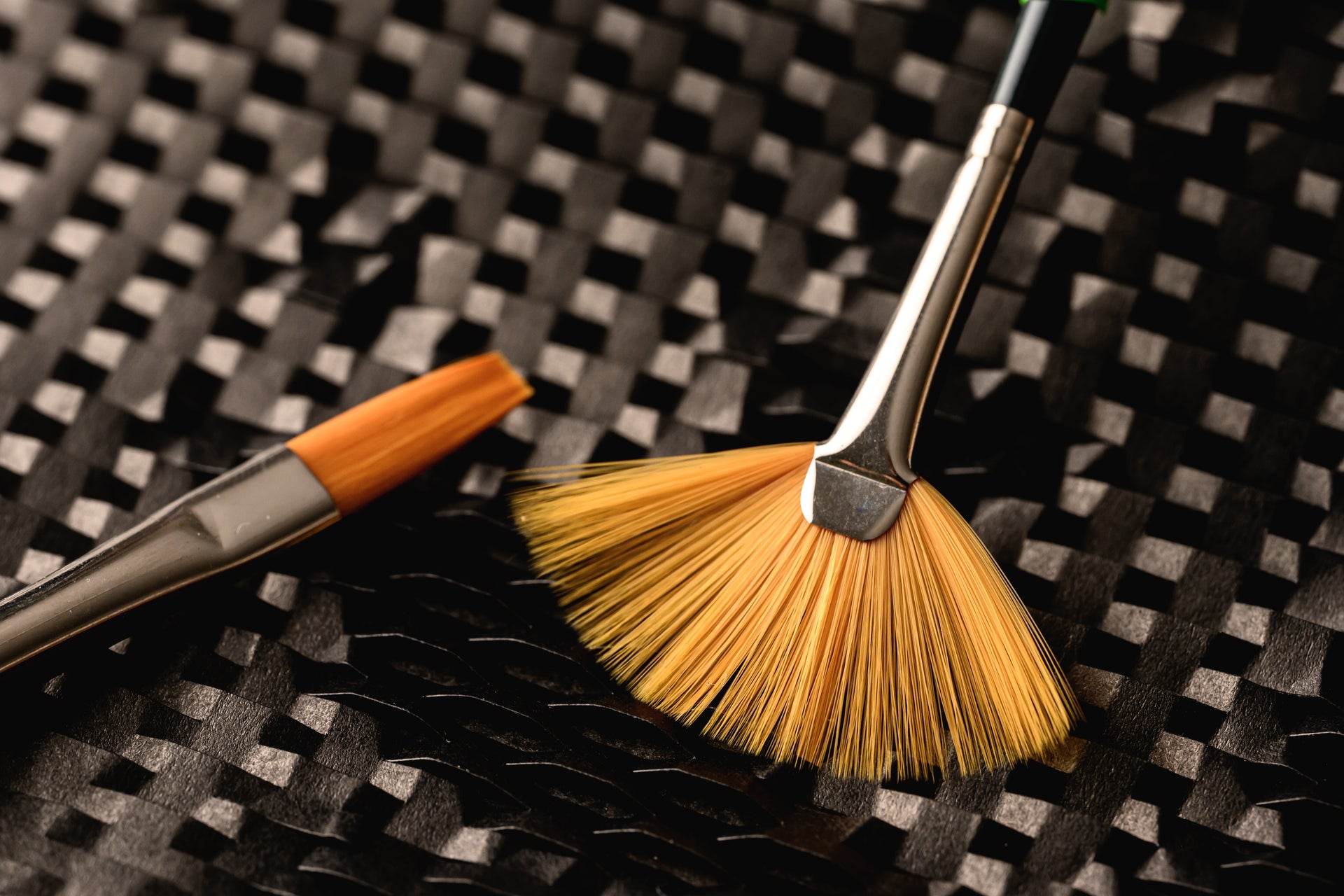 Brushes & Tools - Offers